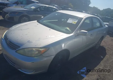 2002 Toyota Camry Le из США, поврежденный, VIN 4T1BE32K82U570569